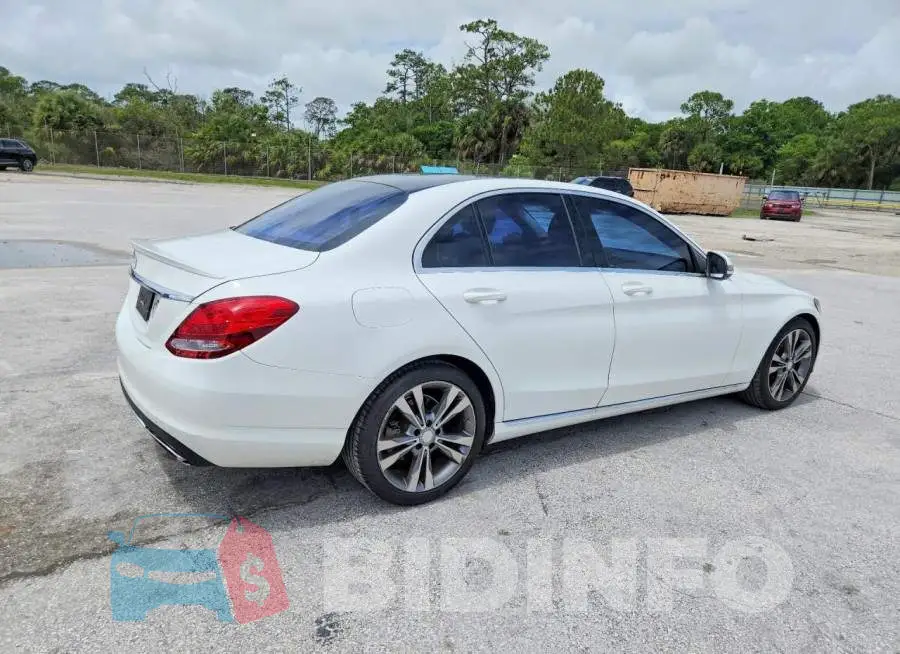 55SWF4JB4HU205834 Photo# 3