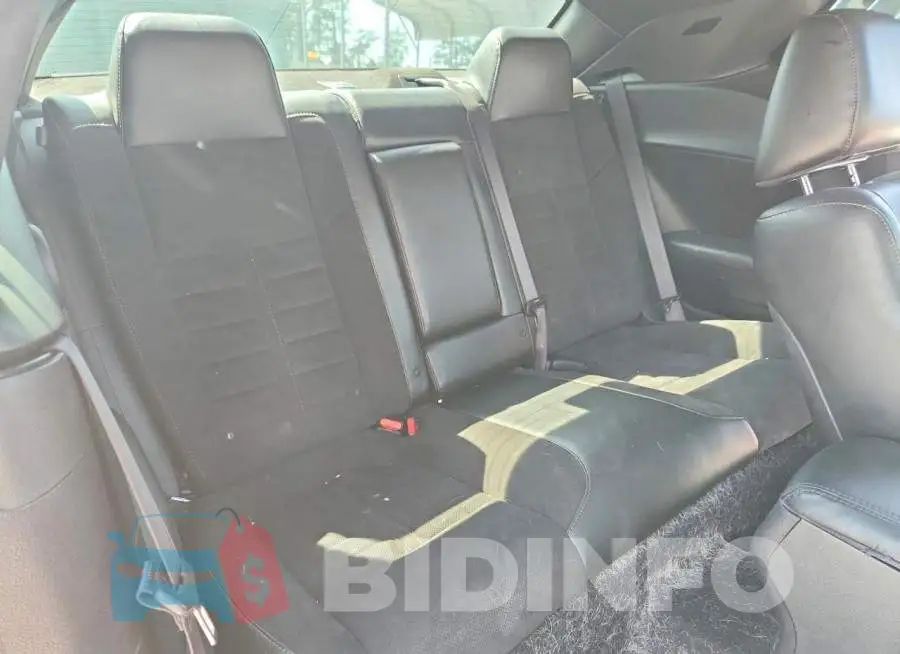 2C3CDZJG3LH155924 Photo# 10