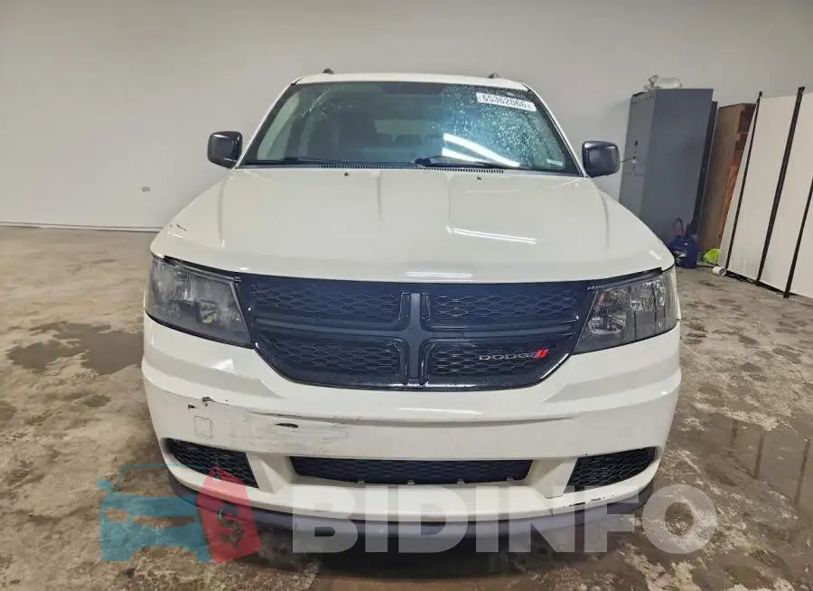 3C4PDCAB8JT309756 Photo# 5
