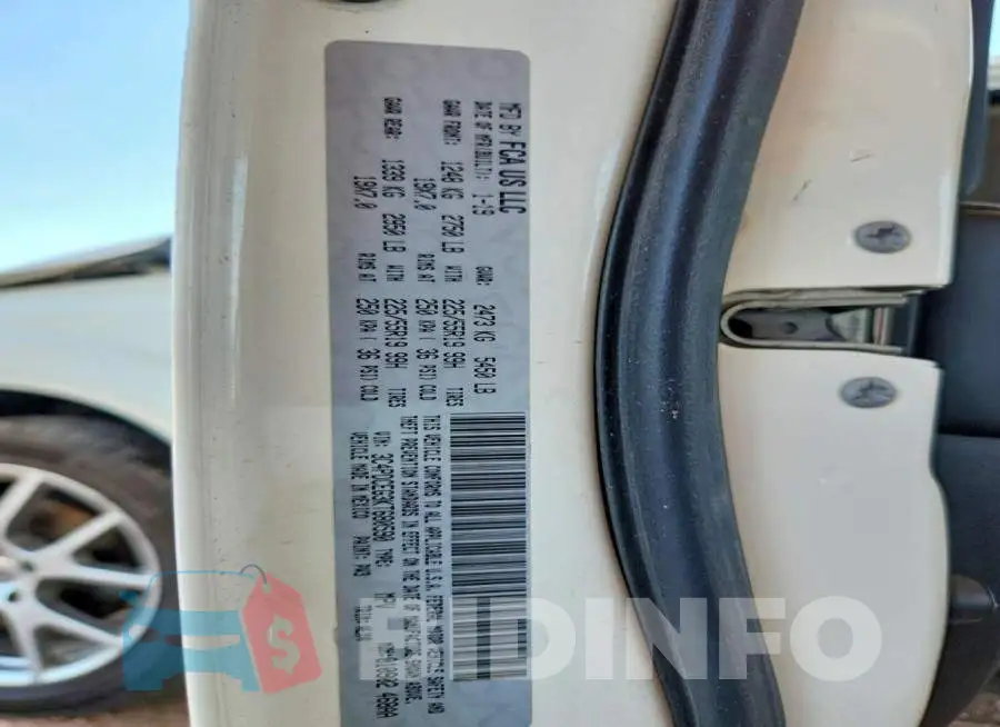 3C4PDCEG3KT680590 Photo# 13