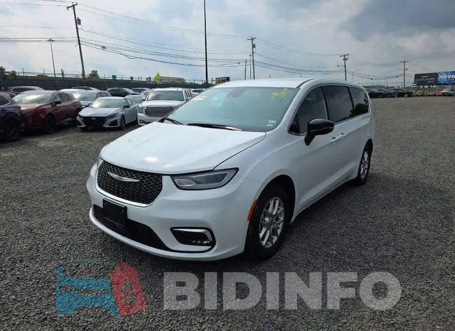 2C4RC1BG8SR512113 Photo# 1
