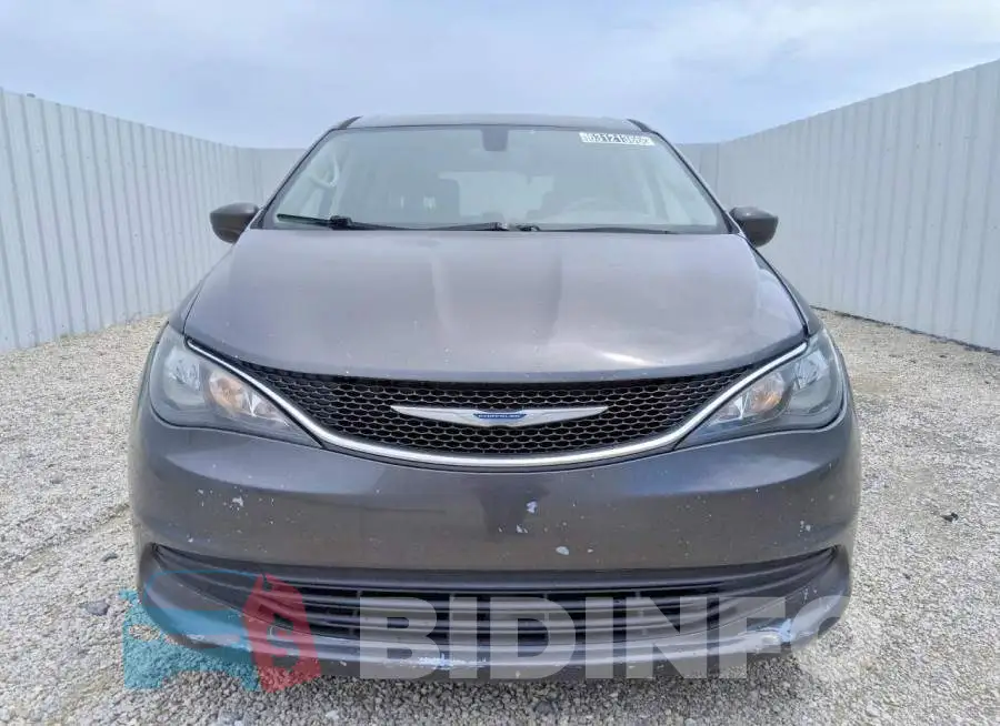 2C4RC1CG6LR237471 Photo# 5