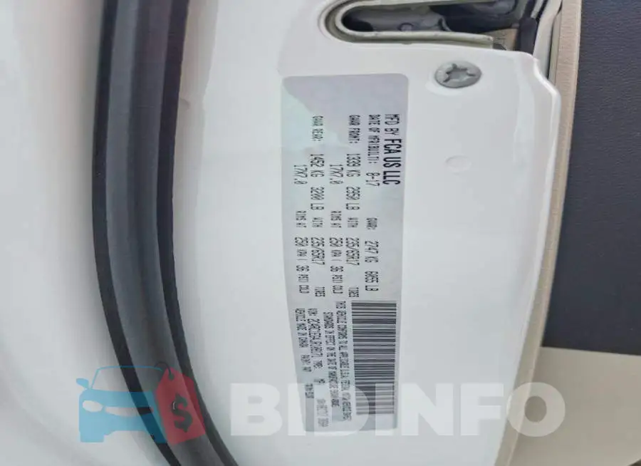 2C4RC1EG4JR108171 Photo# 13