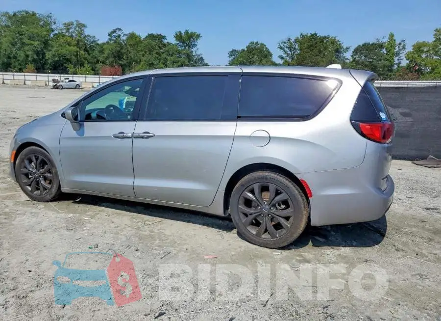 2C4RC1FGXKR593805 Photo# 2
