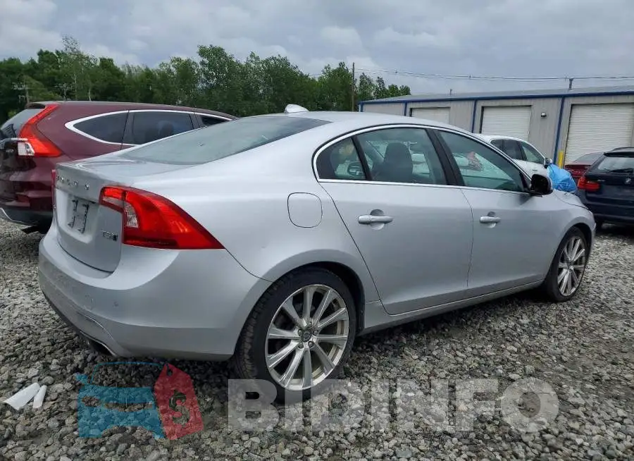 LYV402TK8HB135932 Photo# 3