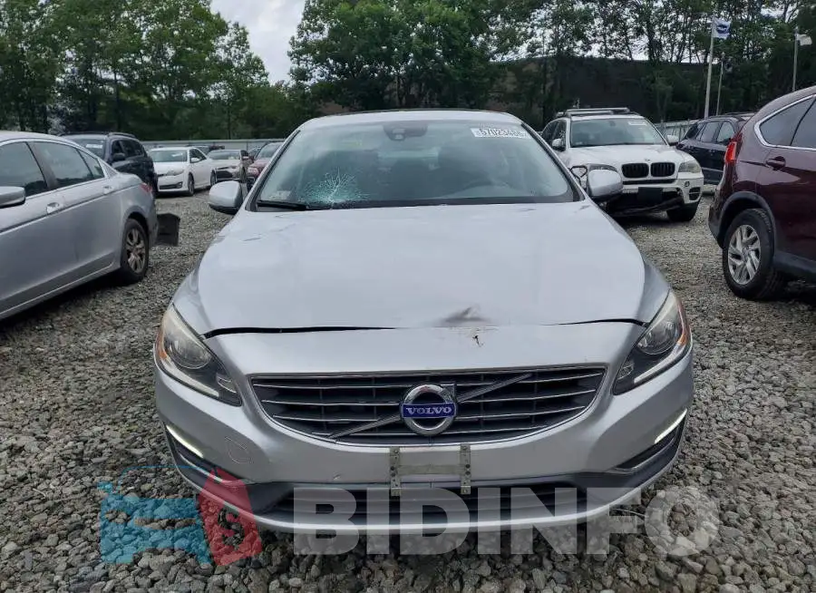 LYV402TK8HB135932 Photo# 5