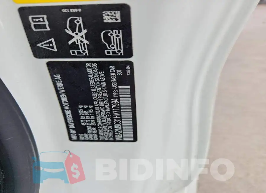 WBA2M9C31HV717994 Photo# 12