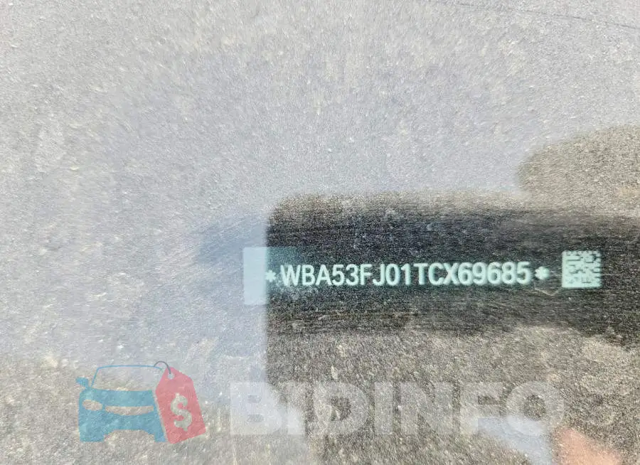 WBA53FJ01TCX69685 Photo# 12