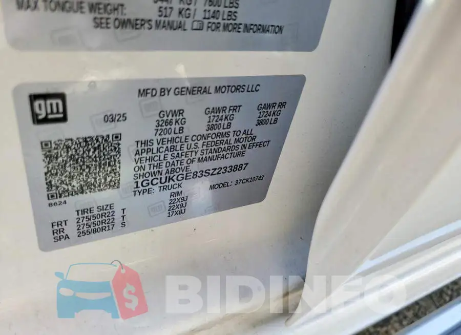 1GCUKGE83SZ233887 Photo# 12