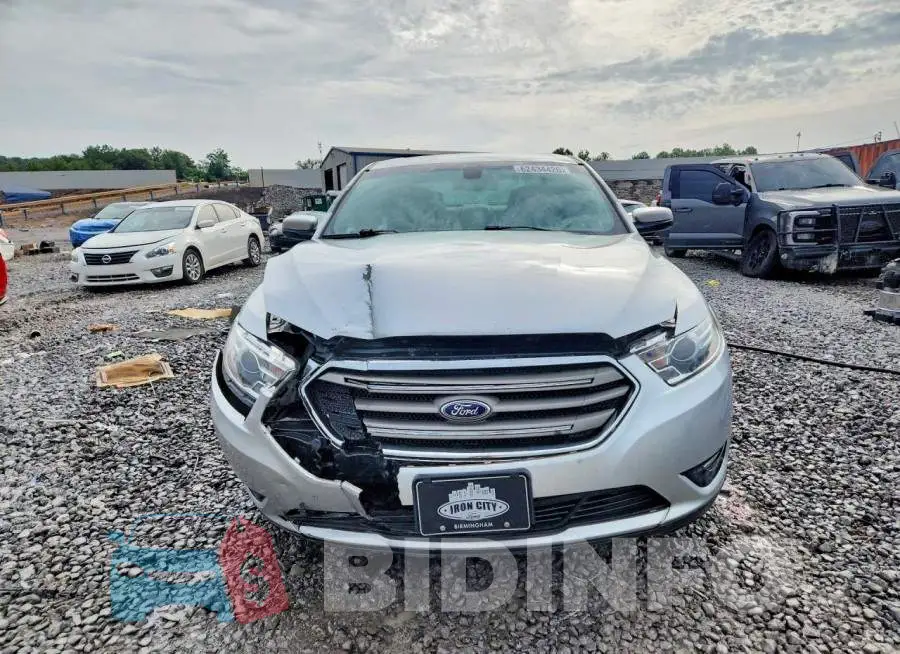 1FAHP2E81JG103791 Photo# 5