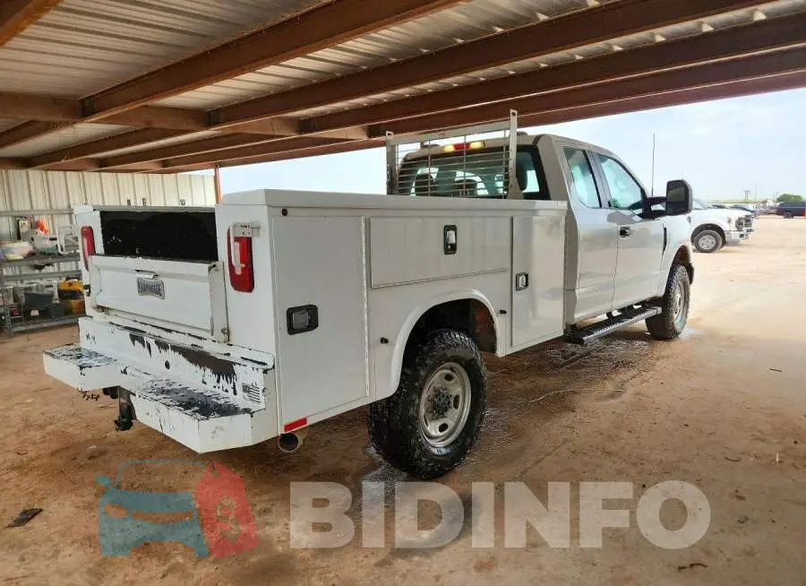 1FT7X2BN3NEF23666 Photo# 3