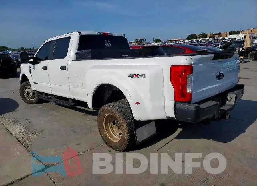 1FT8W3DT7KEC69013 Photo# 2