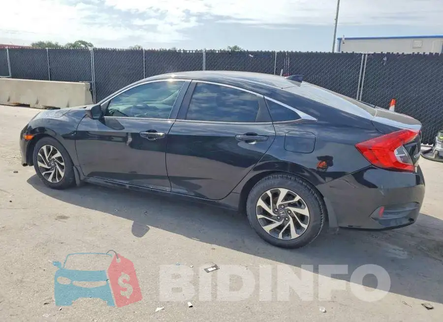 19XFC2F71HE081837 Photo# 2