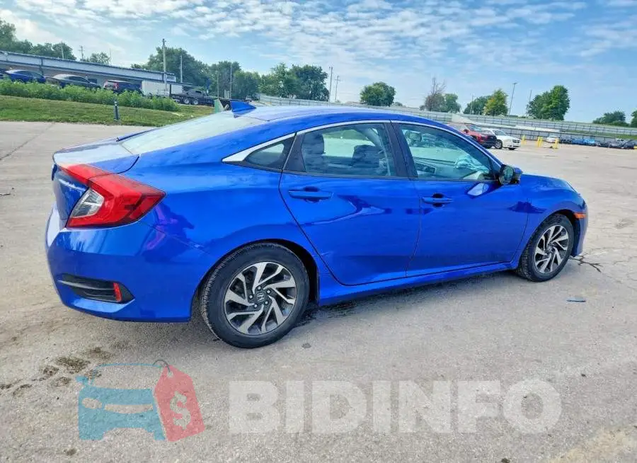 19XFC2F73HE069639 Photo# 3