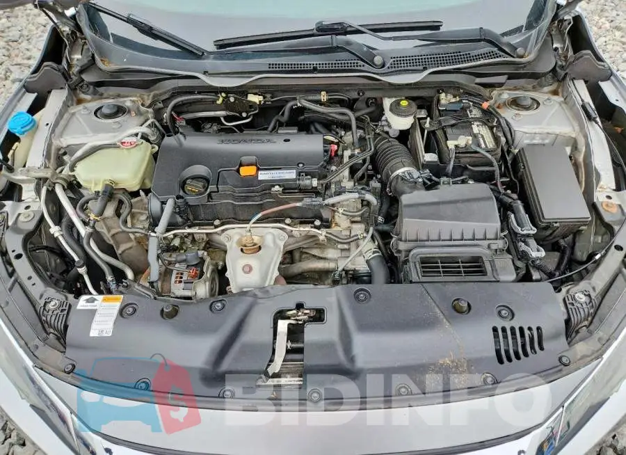 19XFC2F73JE009396 Photo# 11