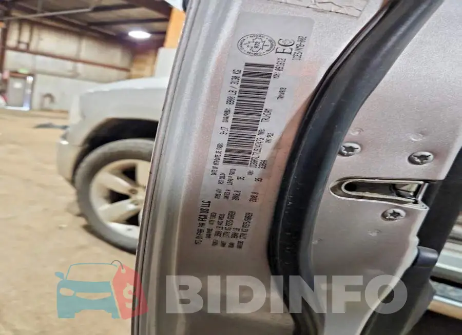 1C6RR7LT7JS147473 Photo# 12