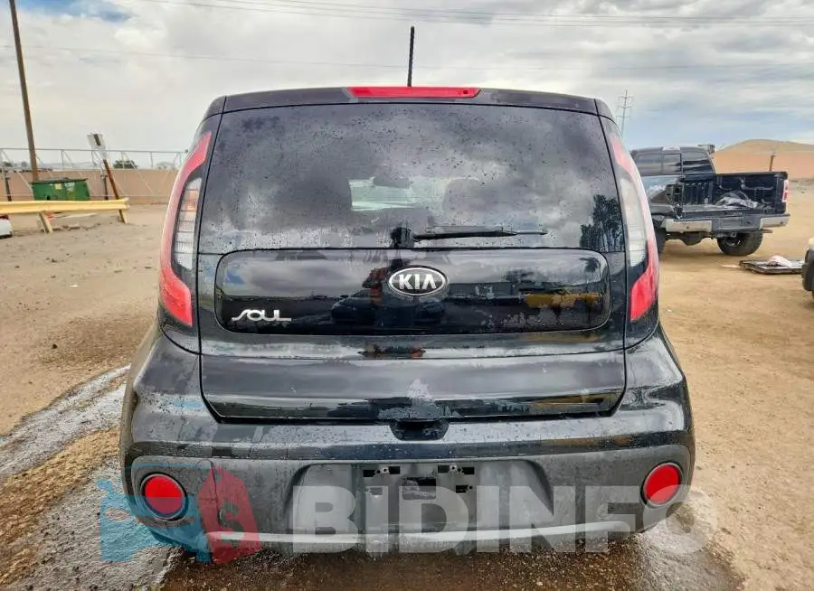 KNDJN2A25J7596944 Photo# 6