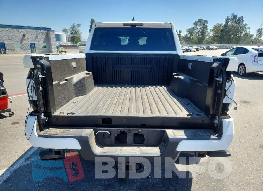 3TMLB5JN9SM134021 Photo# 6