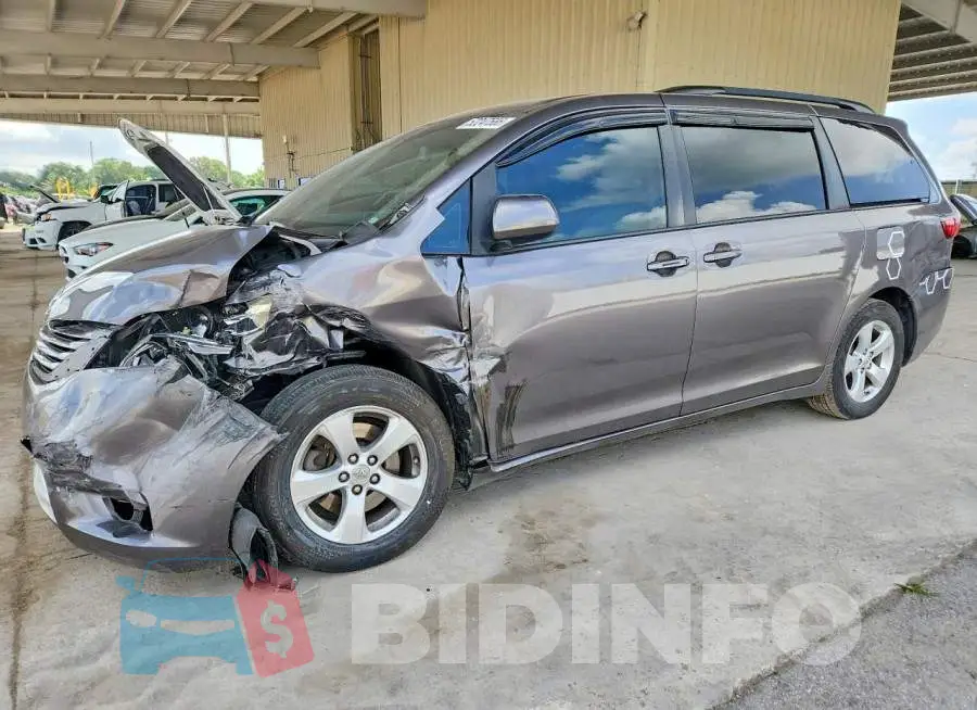 5TDKZ3DCXHS843362 Photo# 1