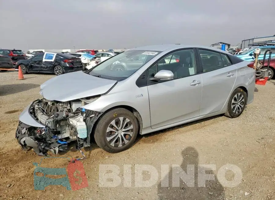 JTDKAMFP8N3224267 Photo# 1