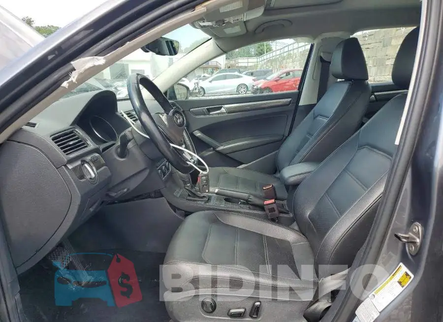 1VWBT7A37HC073987 Photo# 7
