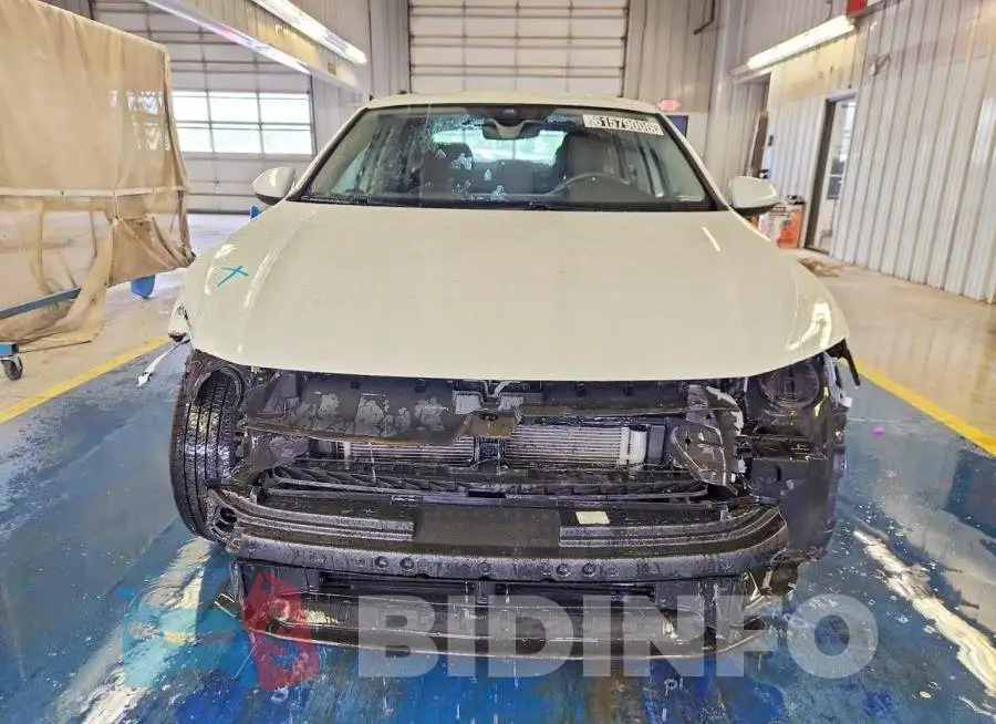 3VW5M7BU9RM019723 Photo# 5
