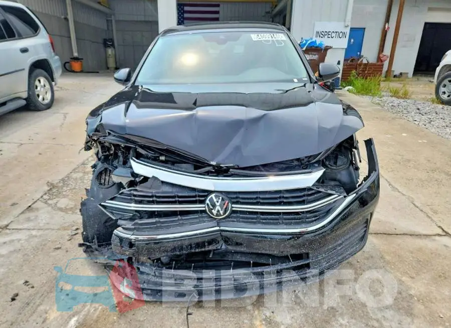 3VW5M7BUXRM047773 Photo# 5