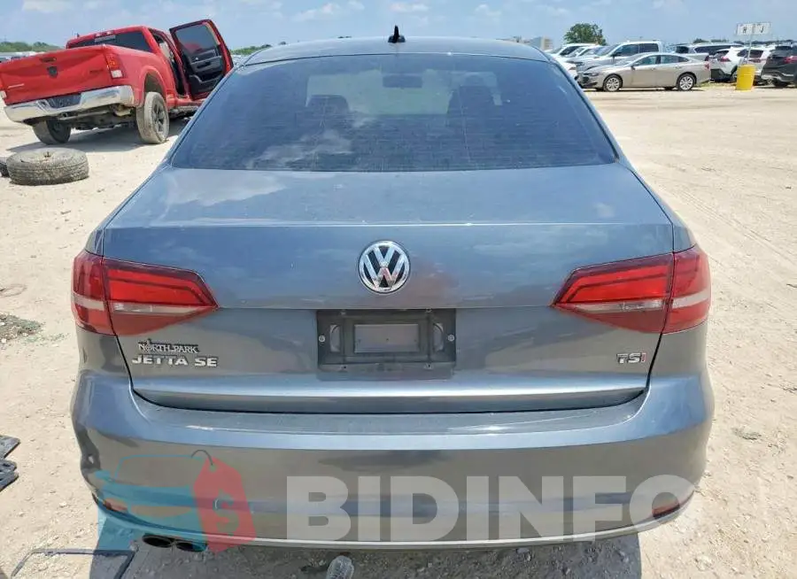 3VWDB7AJ9HM273018 Photo# 6