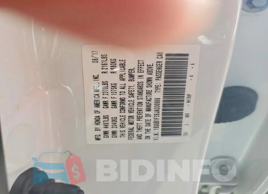 19UUB1F39JA006668 Photo# 12