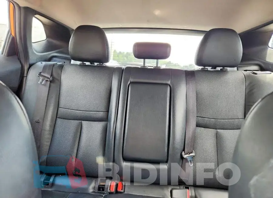 JN1BJ1CP8HW017533 Photo# 10