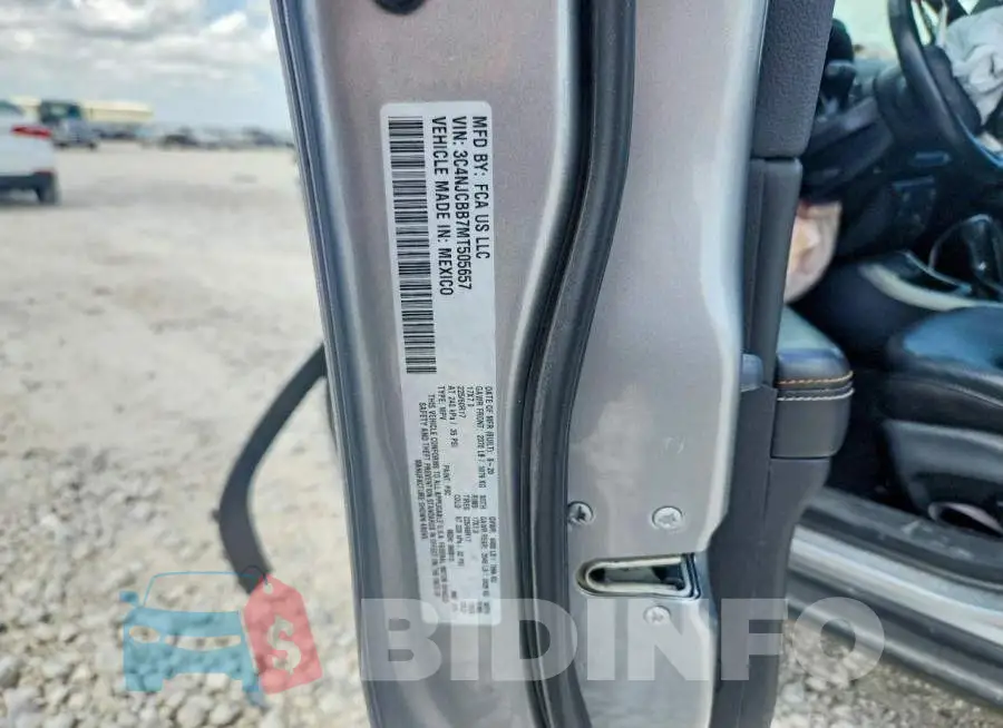 3C4NJCBB7MT505657 Photo# 14
