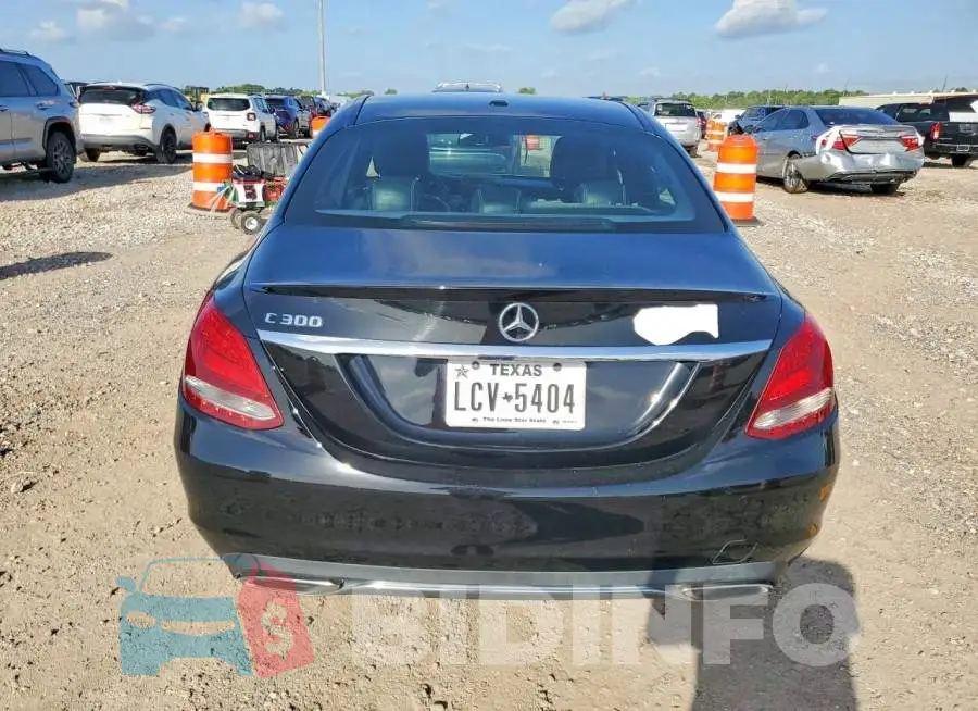 55SWF4JB9JU252637 Photo# 6