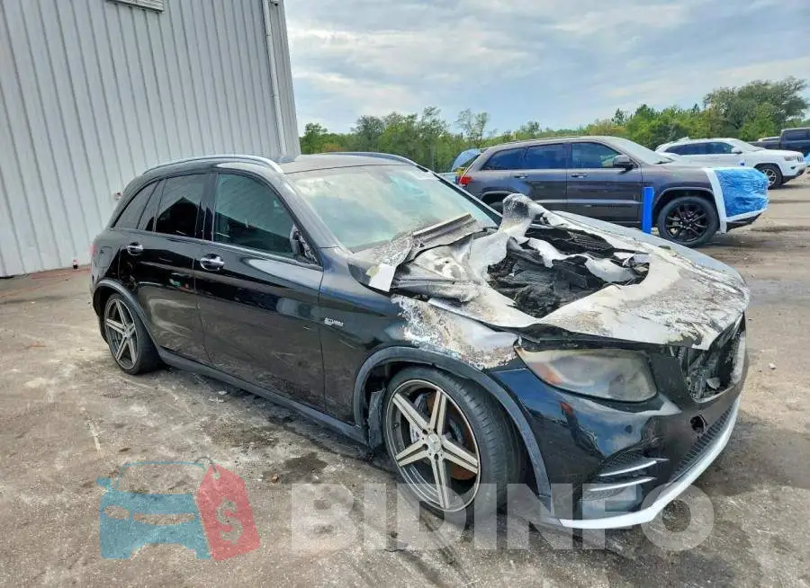 WDC0G6EBXJF325885 Photo# 4