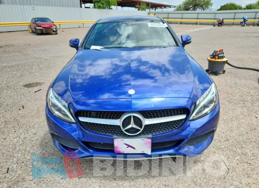 WDDWJ4JB4HF340152 Photo# 5