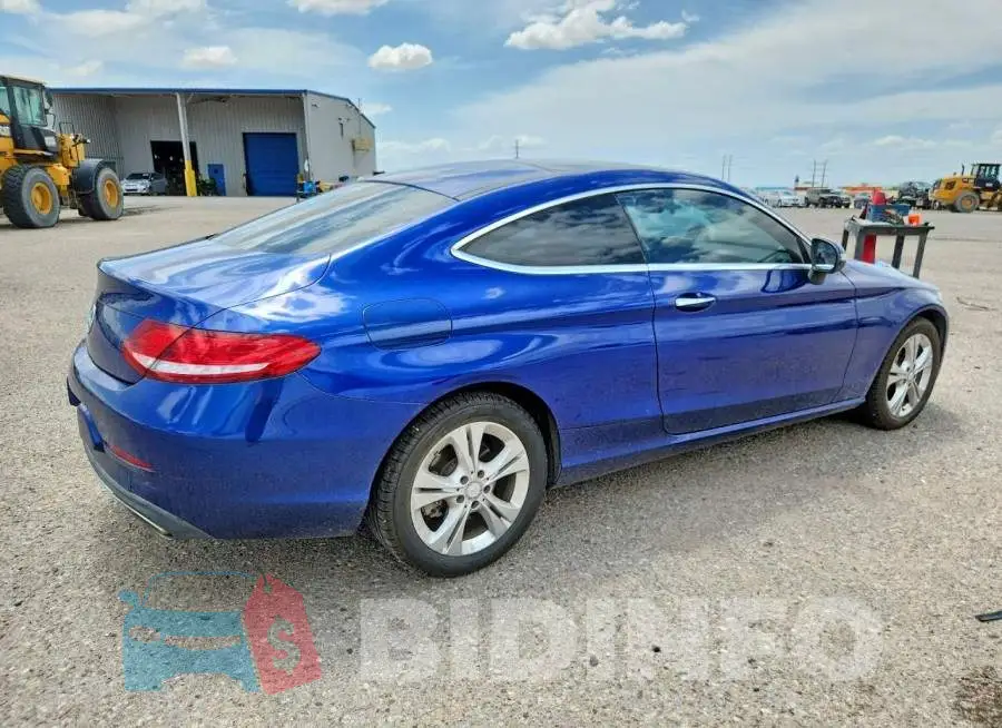 WDDWJ4JB4HF340152 Photo# 3