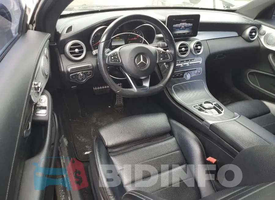 WDDWJ4KB2HF527582 Photo# 8