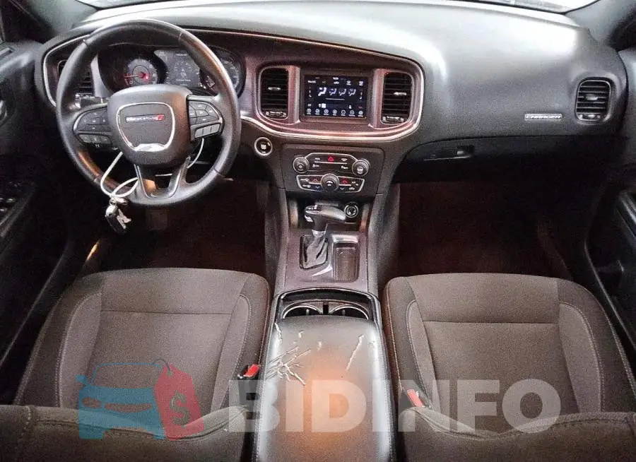 2C3CDXBG1JH157414 Photo# 8