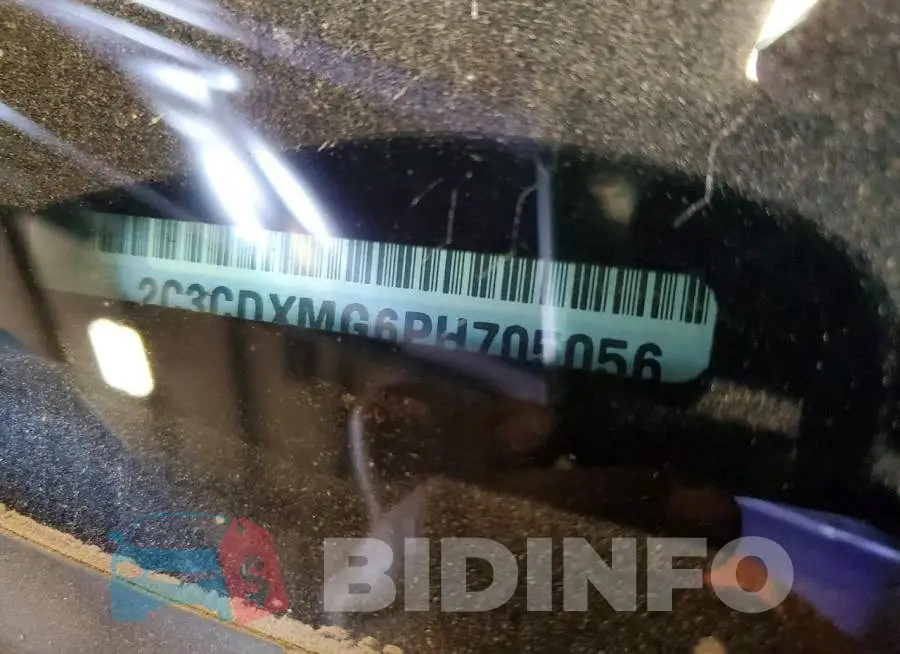 2C3CDXMG6PH705056 Photo# 12