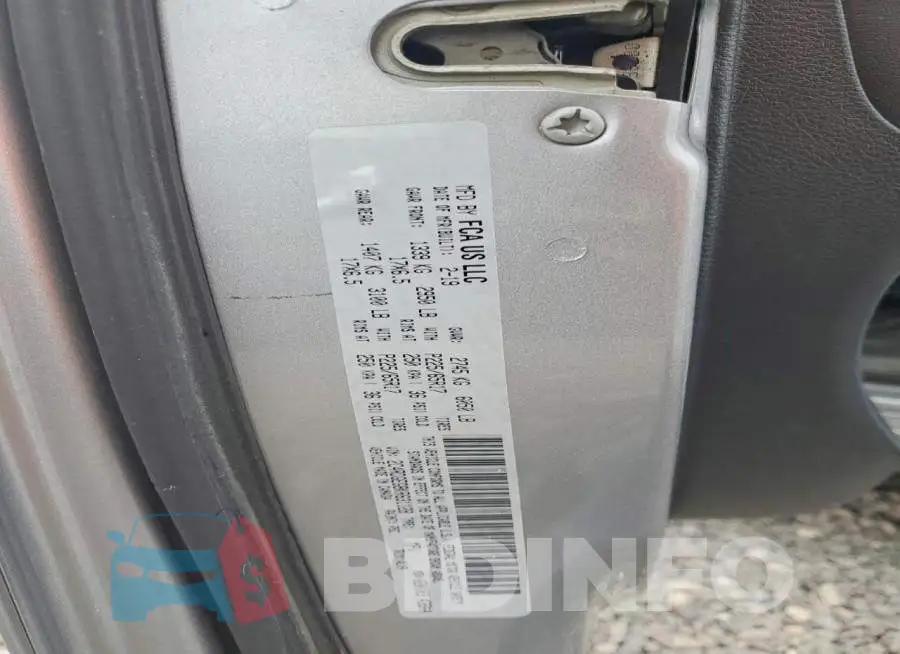 2C4RDGEG8KR631128 Photo# 13
