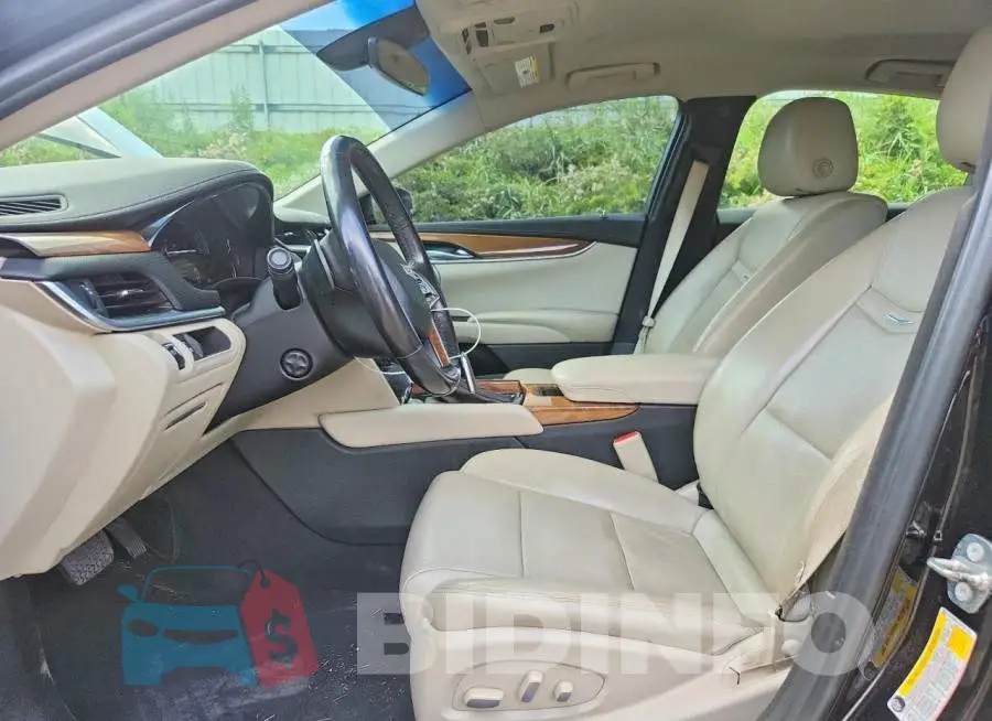 2G61M5S32J9167385 Photo# 7
