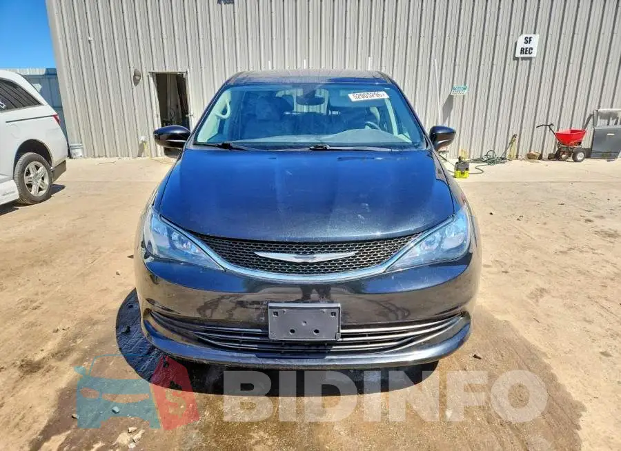 2C4RC1CG5HR519236 Photo# 5