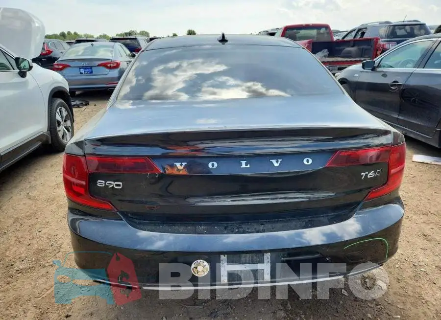 LVY992MK4JP033511 Photo# 6