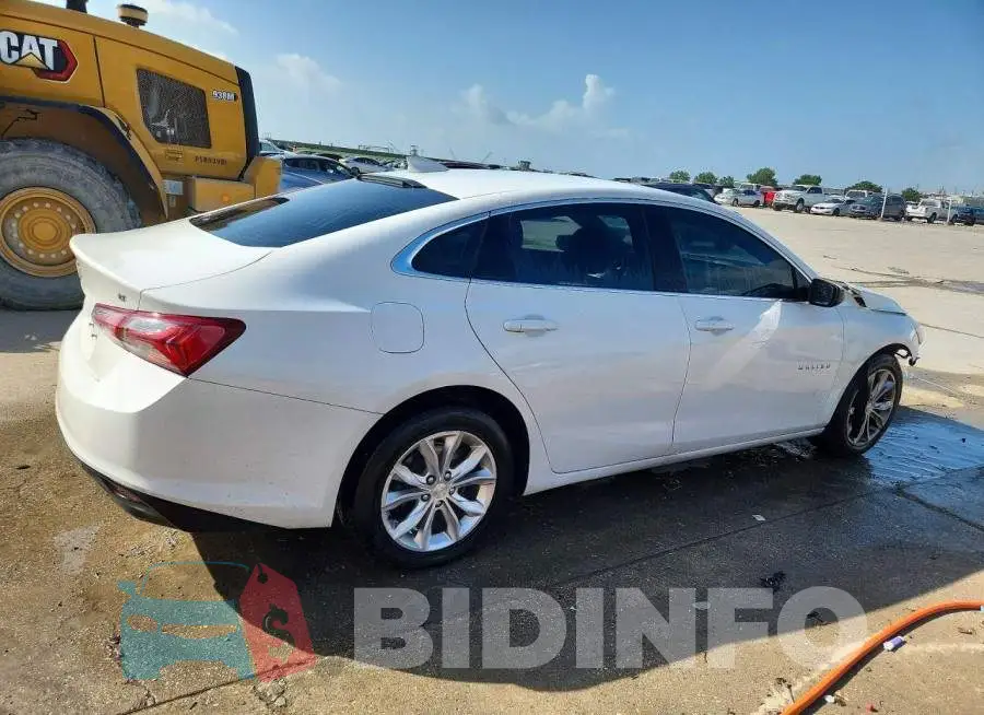 1G1ZD5ST3LF043824 Photo# 3