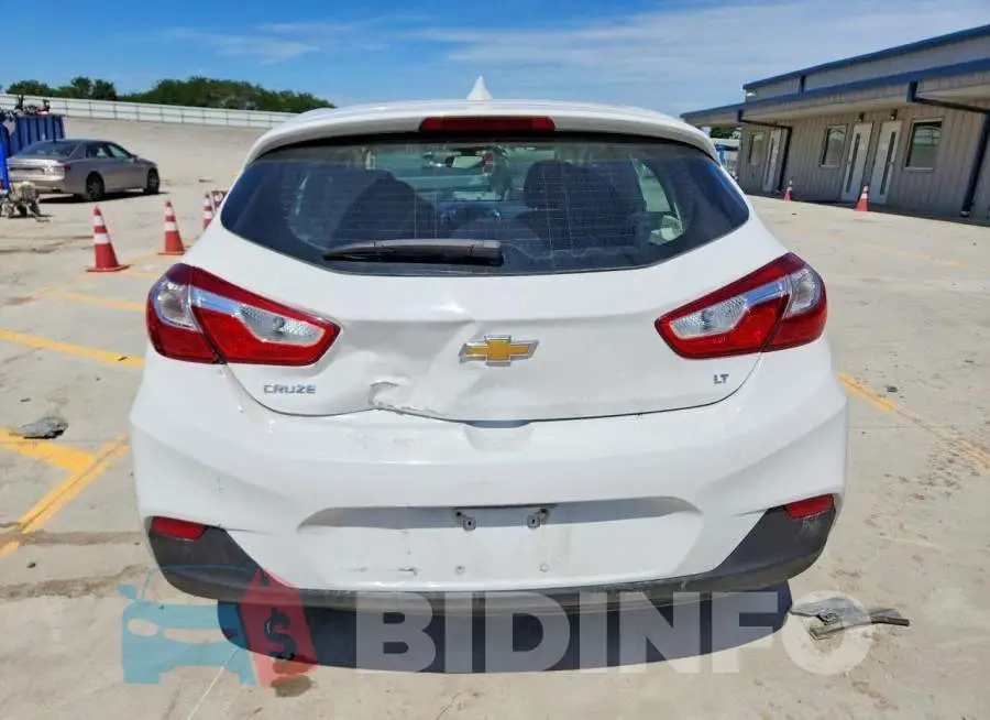 3G1BE6SM6JS611702 Photo# 6