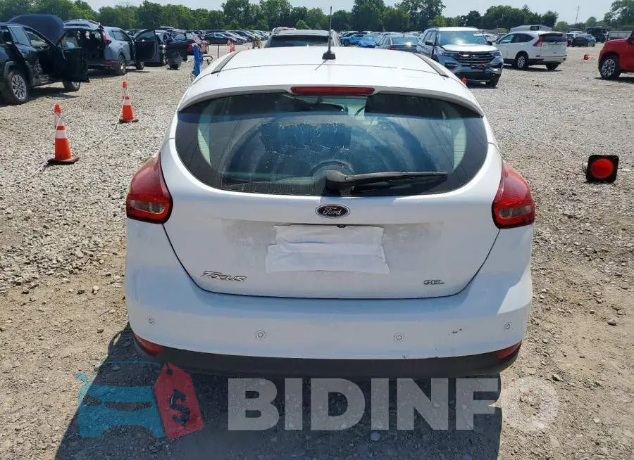 1FADP3M28HL213739 Photo# 6