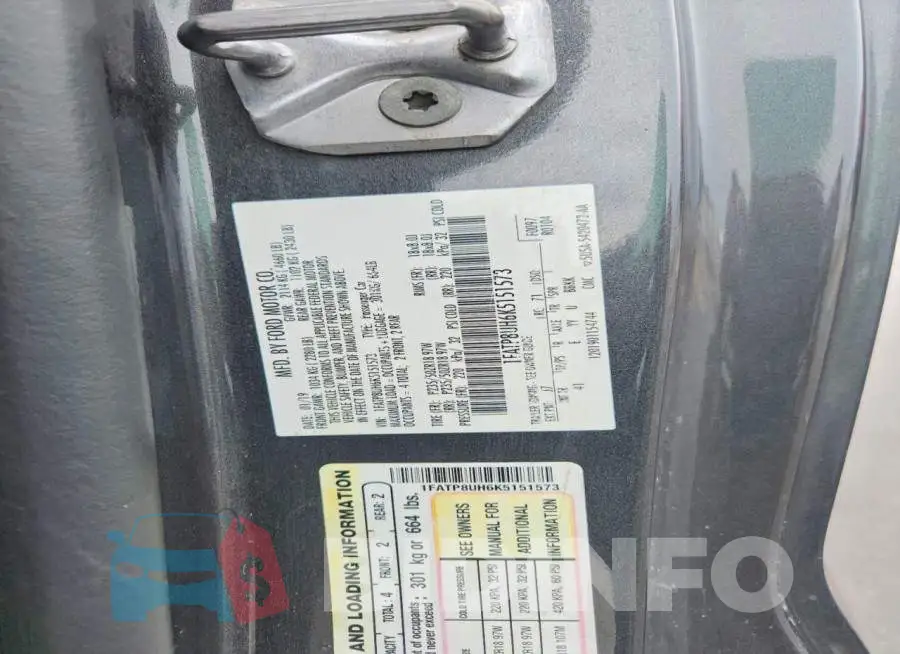 1FATP8UH6K5151573 Photo# 12