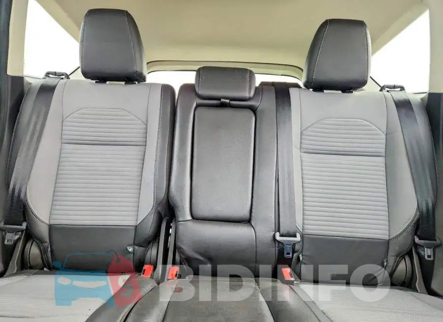 1FMCU0GD1KUB58381 Photo# 10