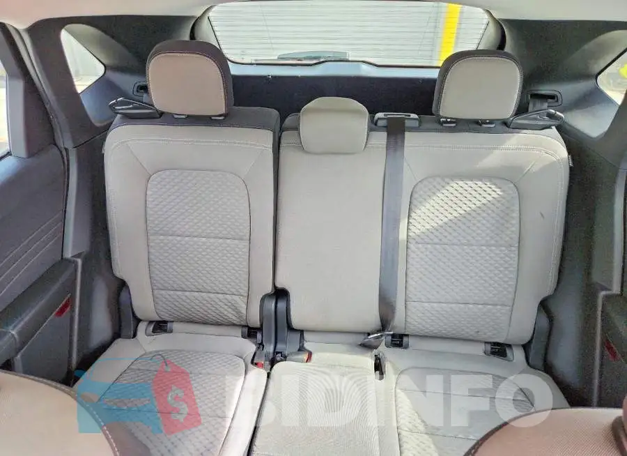1FMCU9G60NUA60517 Photo# 10