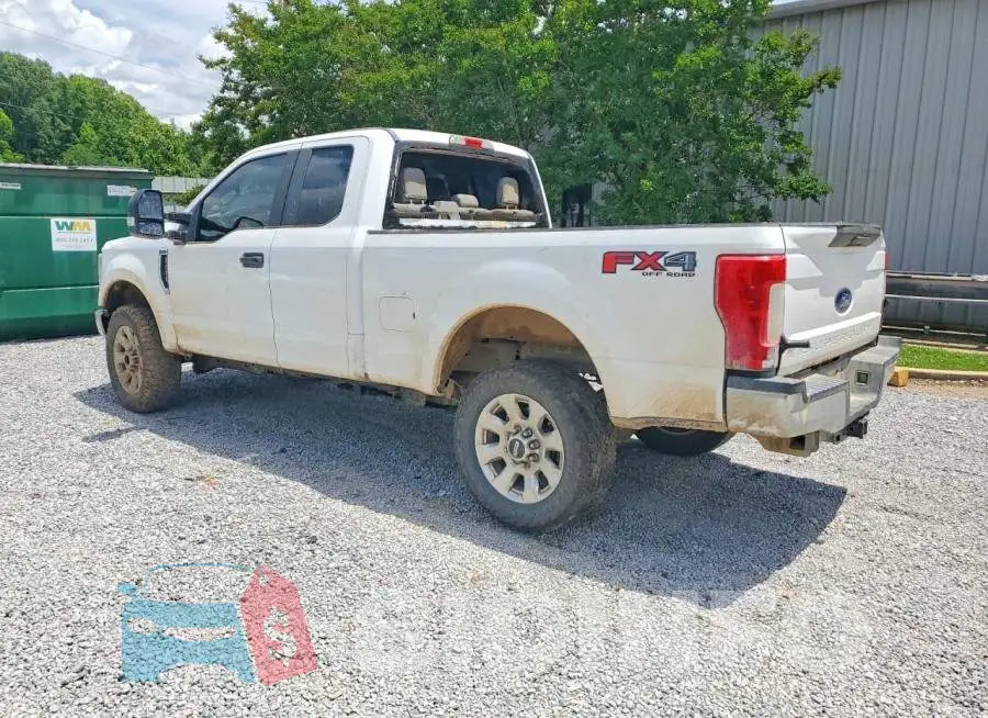 1FT7X2B65JEC74712 Photo# 2
