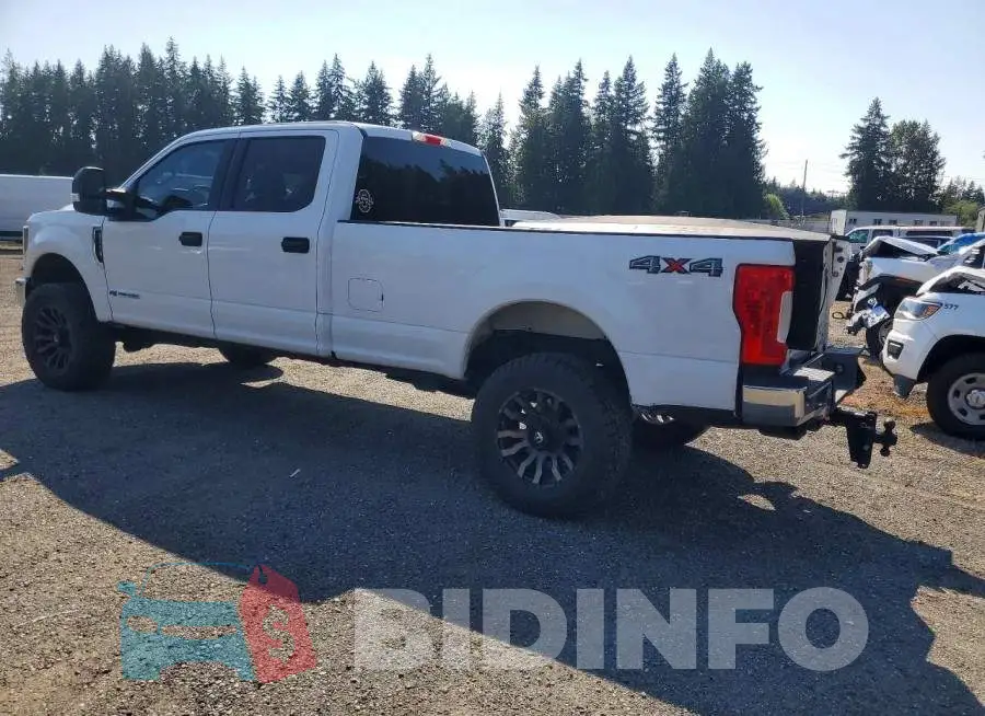 1FT8W3BT8JEB76521 Photo# 2